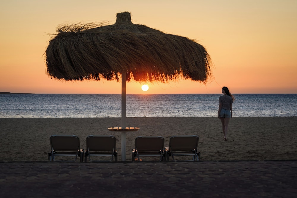 JAZ Elite Asteria — Beach in Sahl Hasheesh, Red Sea