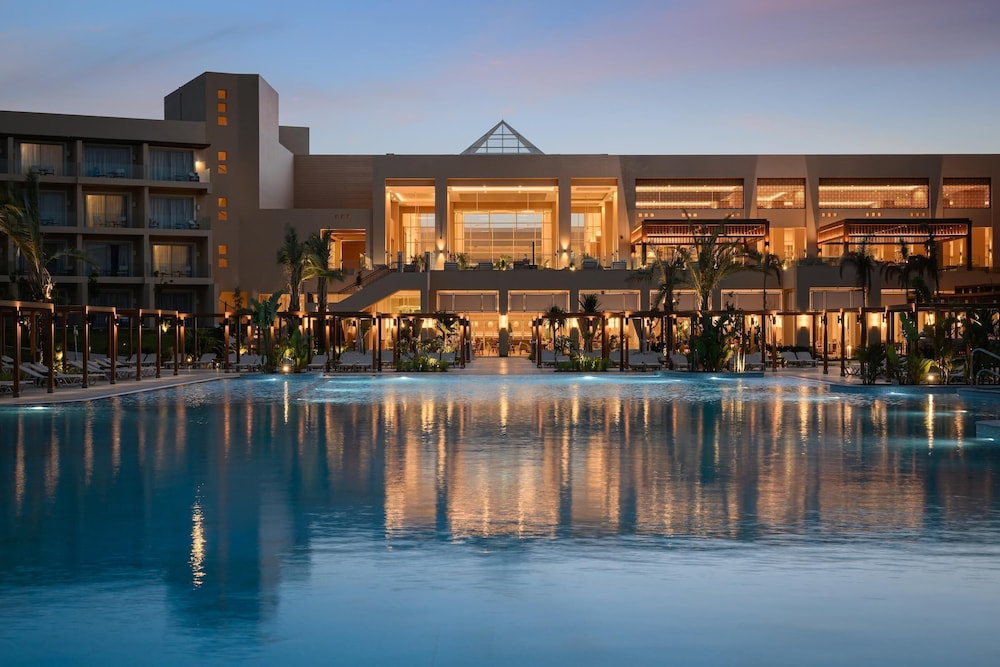JAZ Elite Asteria — Hotel building in Sahl Hasheesh, Red Sea
