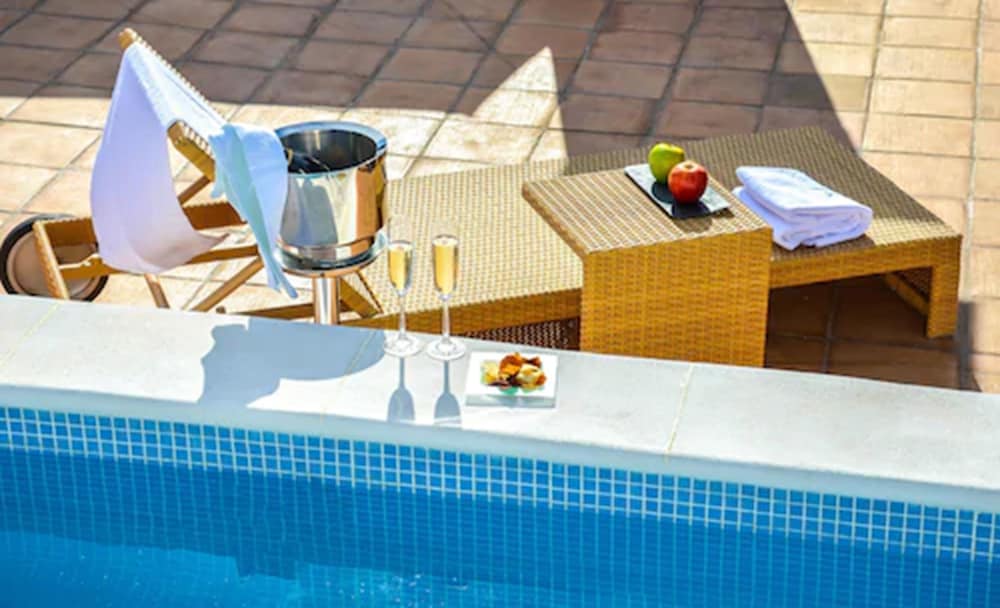 Aguilas5 SevillaSuites — View in Seville, Andalusia