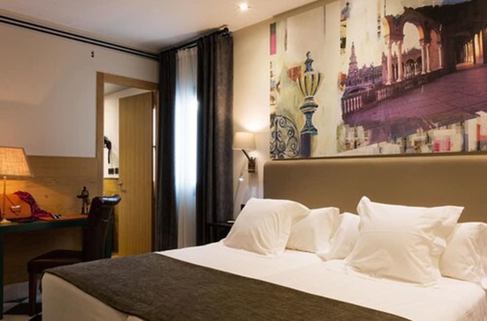 Aguilas5 SevillaSuites — Rooms in Seville, Andalusia
