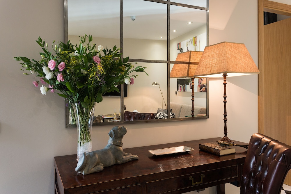 Aguilas5 SevillaSuites — Rooms in Seville, Andalusia