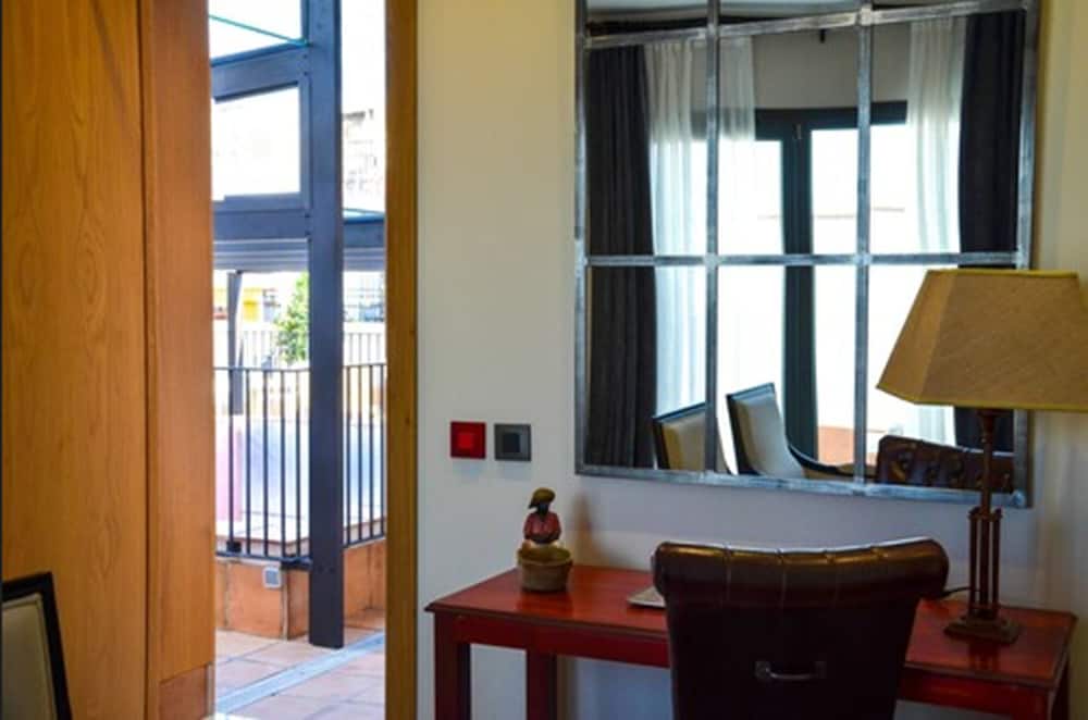 Aguilas5 SevillaSuites — Rooms in Seville, Andalusia