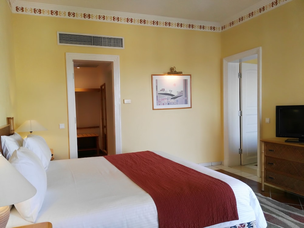 JAZ Elite Casa Del Mar Beach - All inclusive — Hotel rooms in Hurghada, Red Sea