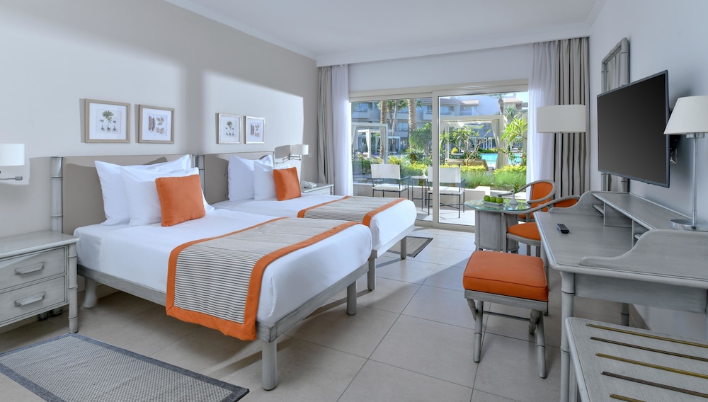 JAZ Elite Casa Del Mar Beach - All inclusive — Hotel rooms in Hurghada, Red Sea