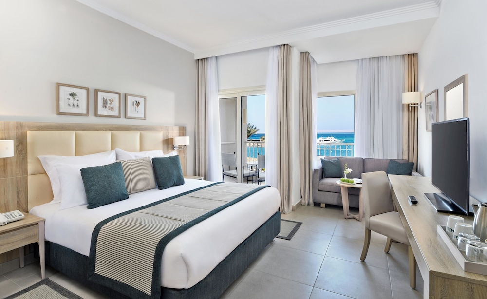 JAZ Elite Casa Del Mar Beach - All inclusive — Hotel rooms in Hurghada, Red Sea