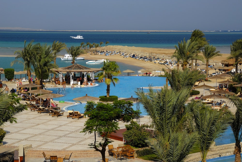 JAZ Elite Casa Del Mar Beach - All inclusive — Swimming pool in Hurghada, Red Sea