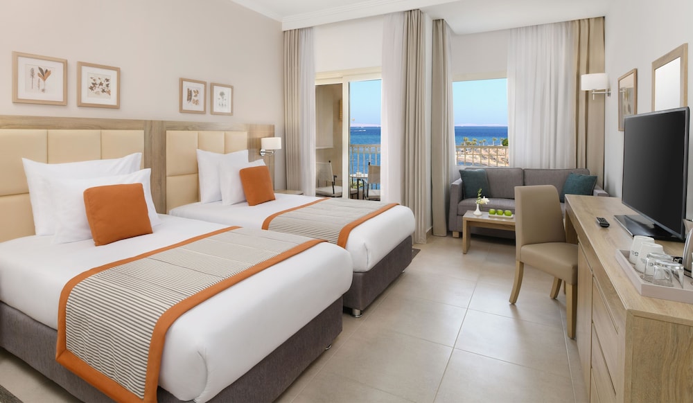 JAZ Elite Casa Del Mar Beach - All inclusive — Hotel rooms in Hurghada, Red Sea