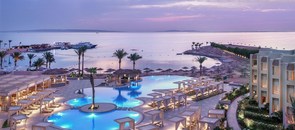 JAZ Elite Casa Del Mar Beach - All inclusive — Swimming pool in Hurghada, Red Sea