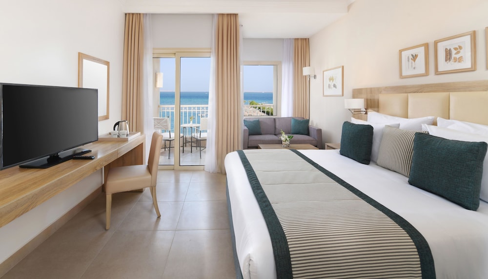 JAZ Elite Casa Del Mar Beach - All inclusive — Hotel rooms in Hurghada, Red Sea