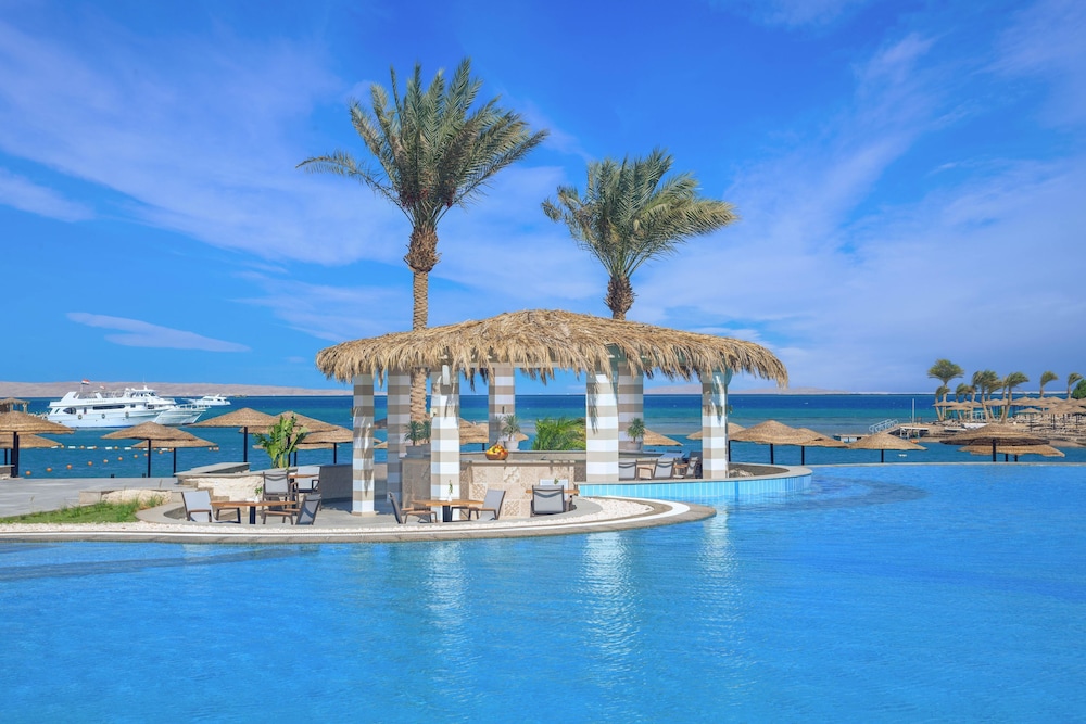 JAZ Elite Casa Del Mar Beach - All inclusive — Swimming pool in Hurghada, Red Sea