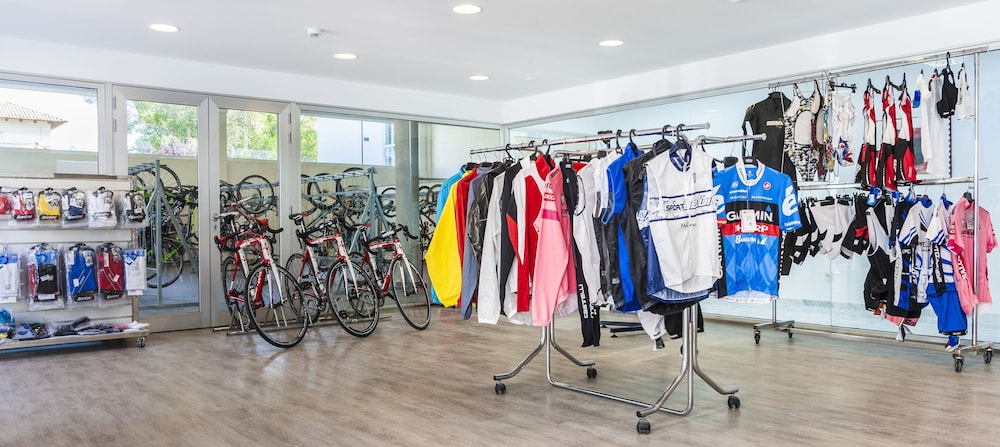 Hoposa Apartamentos Montelin — Sports & recreation in Puerto Pollensa, Balearic Islands