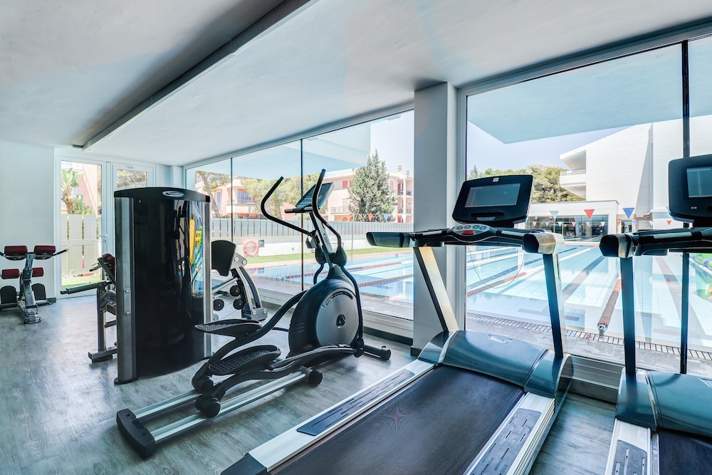 Hoposa Apartamentos Montelin — Sports & recreation in Puerto Pollensa, Balearic Islands