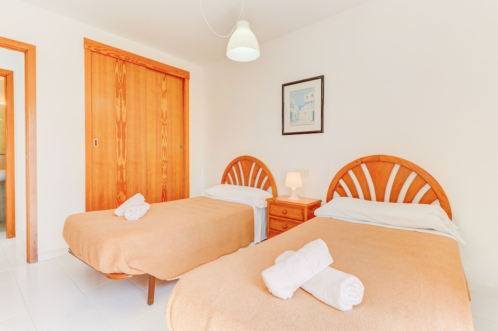 Apartamentos Llevant Puerto de Pollensa — Hotel rooms in Puerto Pollensa, Balearic Islands
