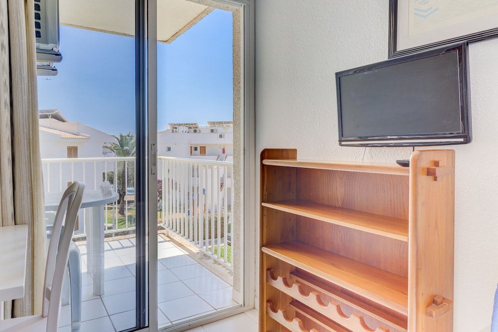 Apartamentos Llevant Puerto de Pollensa — Hotel rooms in Puerto Pollensa, Balearic Islands