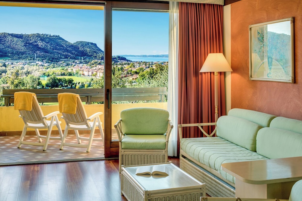Poiano Garda Resort Hotel — Hotel rooms in Garda, Veneto