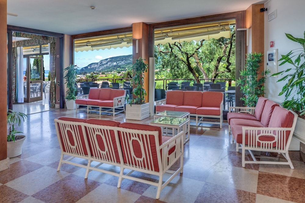 Poiano Garda Resort Hotel — Restaurant & bars in Garda, Veneto