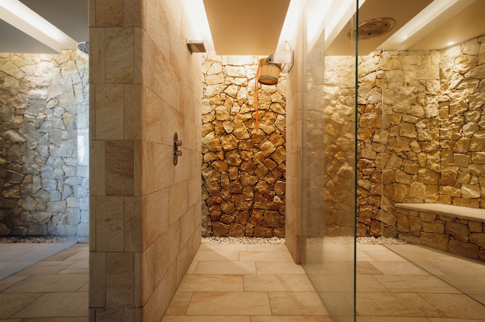 Poiano Garda Resort Hotel — Spa in Garda, Veneto