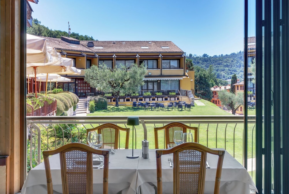 Poiano Garda Resort Hotel — Restaurant & bars in Garda, Veneto