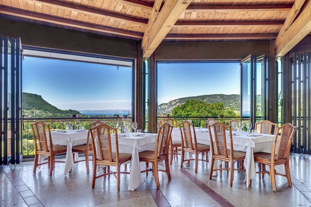 Poiano Garda Resort Hotel — Restaurant & bars in Garda, Veneto
