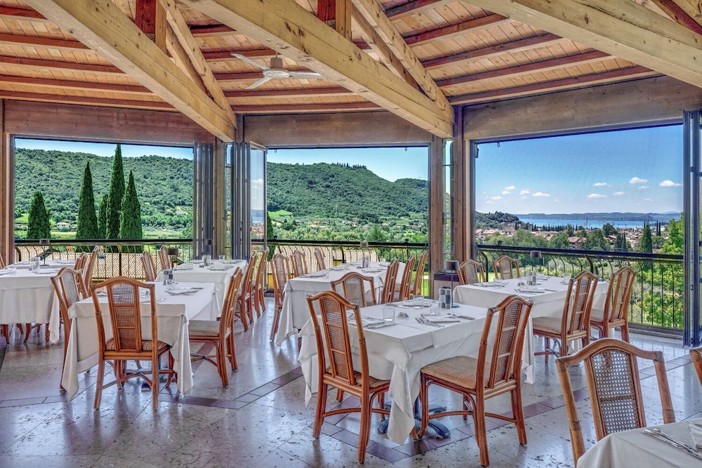 Poiano Garda Resort Hotel — Restaurant & bars in Garda, Veneto