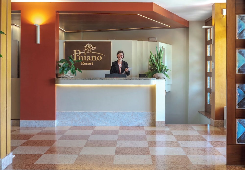 Poiano Garda Resort Hotel — Hotel building in Garda, Veneto