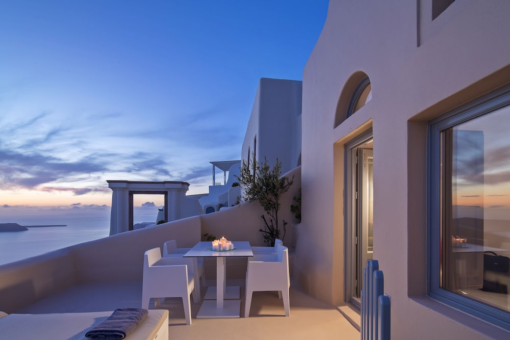 Heavens Edge by Mr and Mrs White — Hotel building in Imerovigli, South Aegean