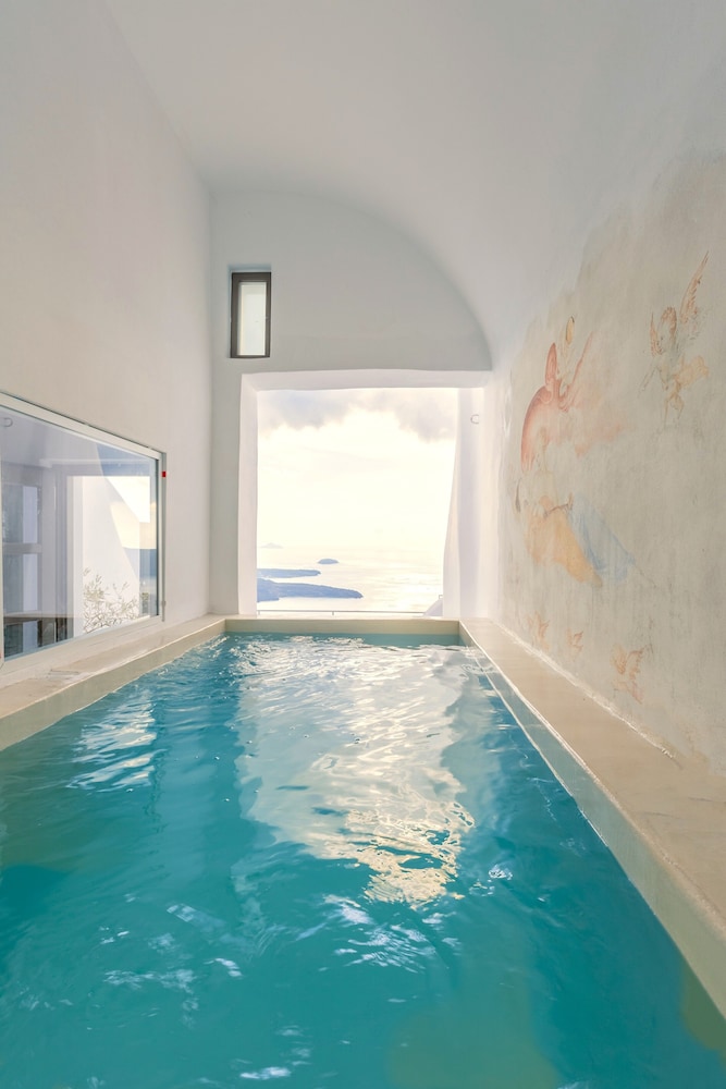 Heavens Edge by Mr and Mrs White — Swimming pool in Imerovigli, South Aegean