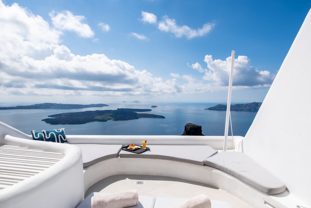 Heavens Edge by Mr and Mrs White — Hotel building in Imerovigli, South Aegean