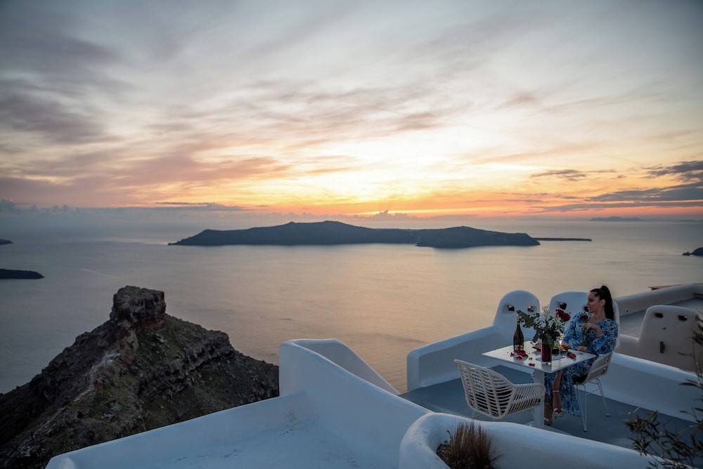 Heavens Edge by Mr and Mrs White — Restaurant & bars in Imerovigli, South Aegean
