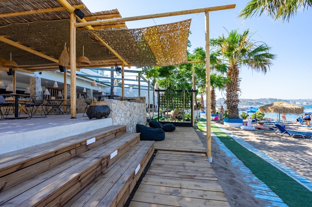 Lido Star Beach — Restaurant & bars in Faliraki, South Aegean