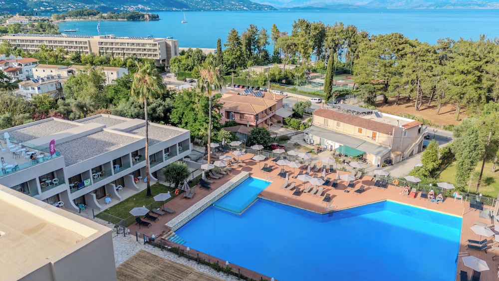 Iolida Corfu Resort by Smile Hotels — Swimming pool in Dassia, Ionian Islands