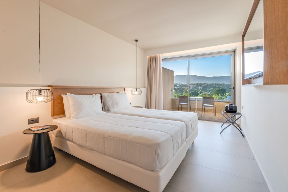 Iolida Corfu Resort by Smile Hotels — Hotel rooms in Dassia, Ionian Islands