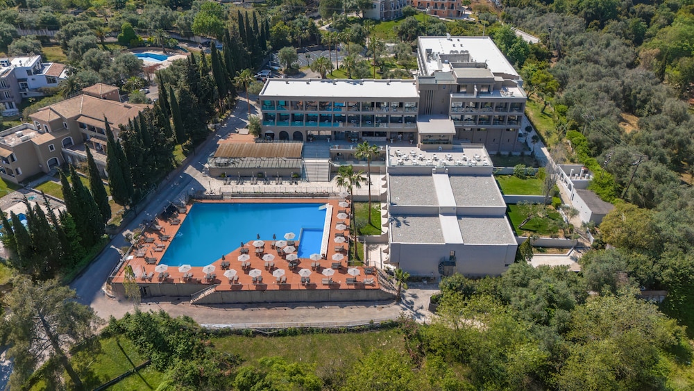 Iolida Corfu Resort by Smile Hotels — Swimming pool in Dassia, Ionian Islands
