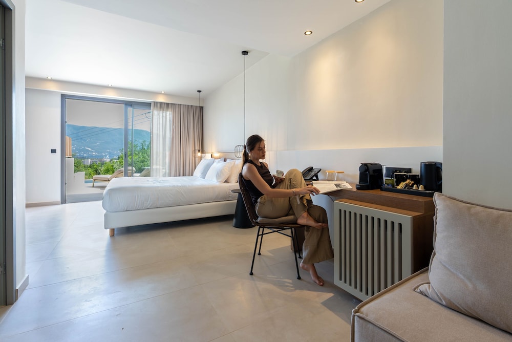 Iolida Corfu Resort by Smile Hotels — Hotel rooms in Dassia, Ionian Islands