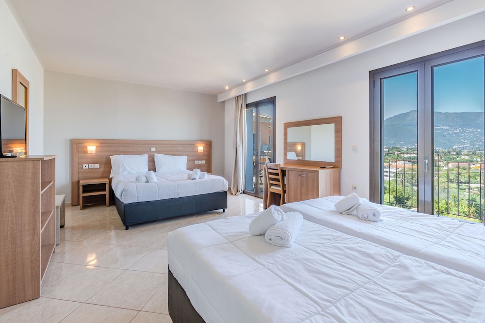 Iolida Corfu Resort by Smile Hotels — Hotel rooms in Dassia, Ionian Islands
