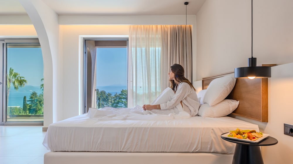 Iolida Corfu Resort by Smile Hotels — Hotel rooms in Dassia, Ionian Islands