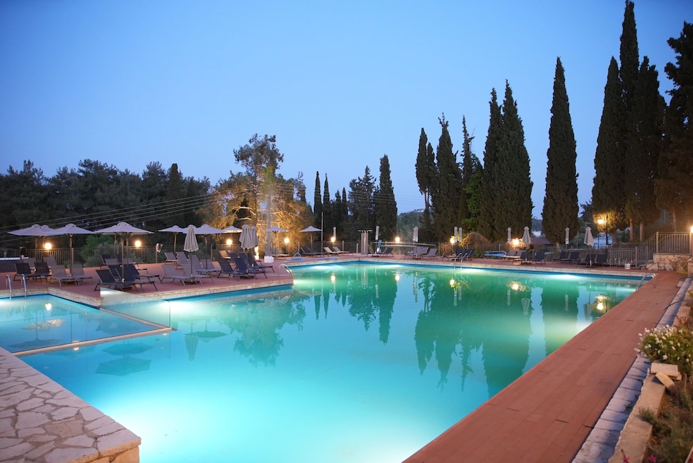 Iolida Corfu Resort by Smile Hotels — Swimming pool in Dassia, Ionian Islands