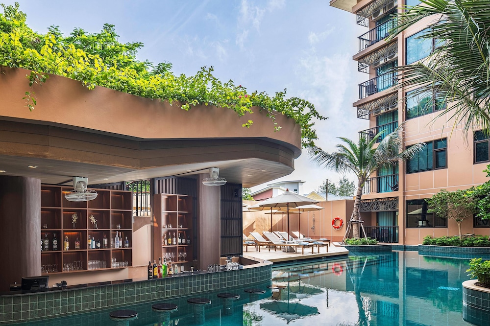 The Proud Karon Beach Phuket Trademark Collection By Wyndham — Karon, Phuket Province