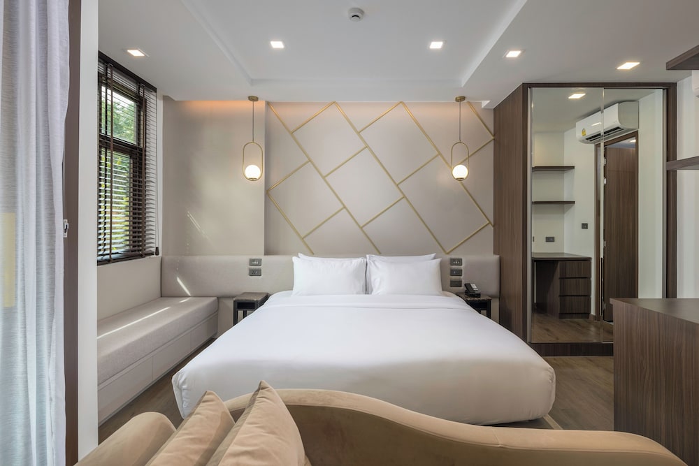 The Proud Karon Beach Phuket Trademark Collection By Wyndham — Karon, Phuket Province