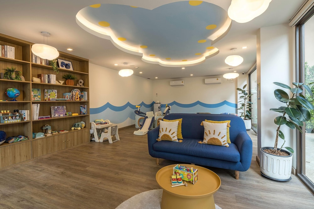 The Proud Karon Beach Phuket Trademark Collection By Wyndham — Karon, Phuket Province