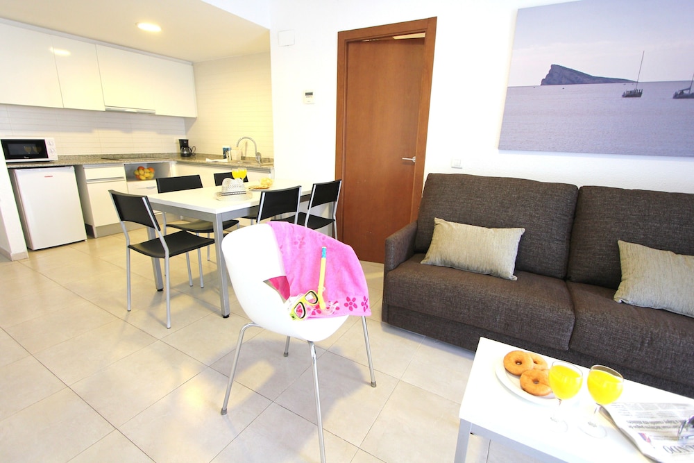 Pierre & Vacances Benidorm Levante  (Adults recommended) — Hotel rooms in Benidorm, Valencian Community
