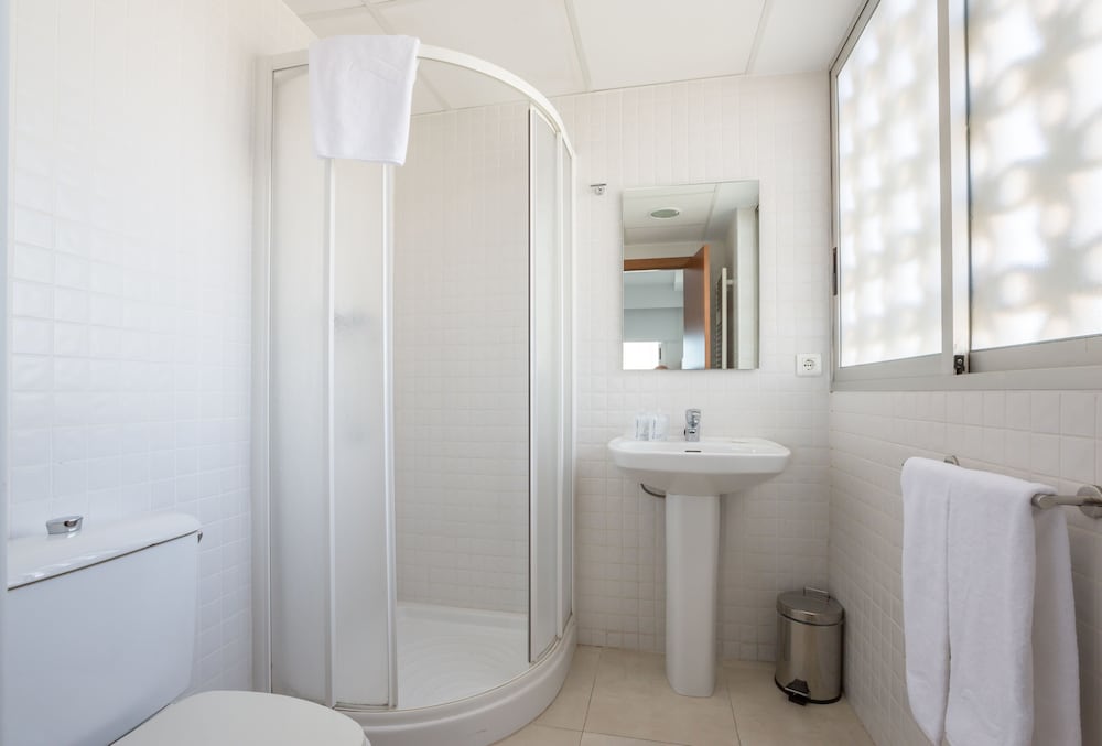 Pierre & Vacances Benidorm Levante  (Adults recommended) — Hotel rooms in Benidorm, Valencian Community