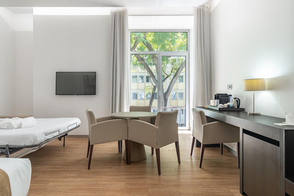 Jupiter Lisboa Hotel – Rooftop & Spa — Hotel rooms in Lisbon, Lisboa