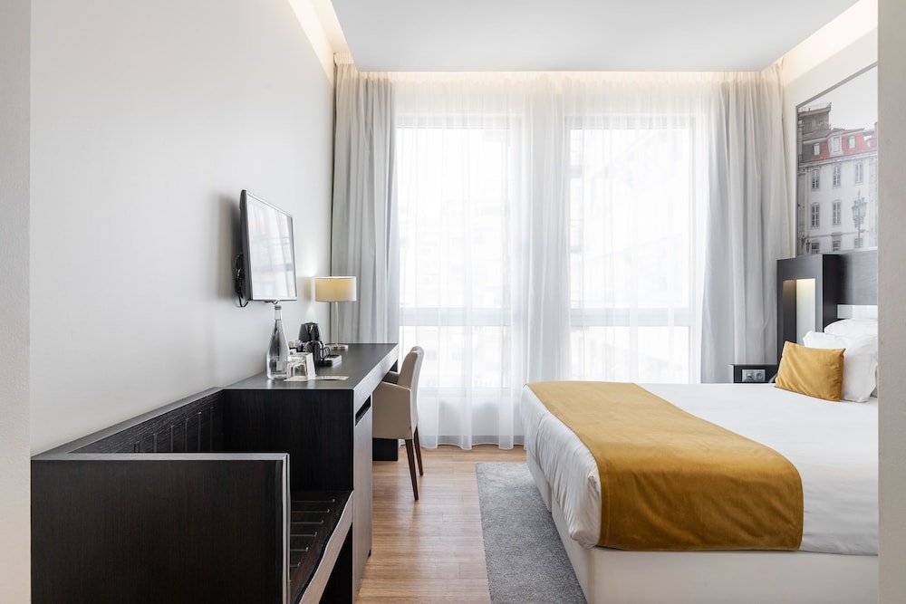 Jupiter Lisboa Hotel – Rooftop & Spa — Hotel rooms in Lisbon, Lisboa