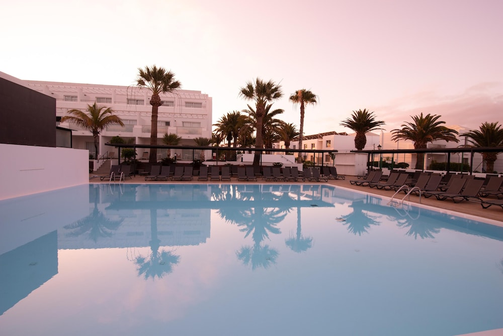 Aequora Lanzarote Suites — Swimming pool in Puerto del Carmen, Canary Islands