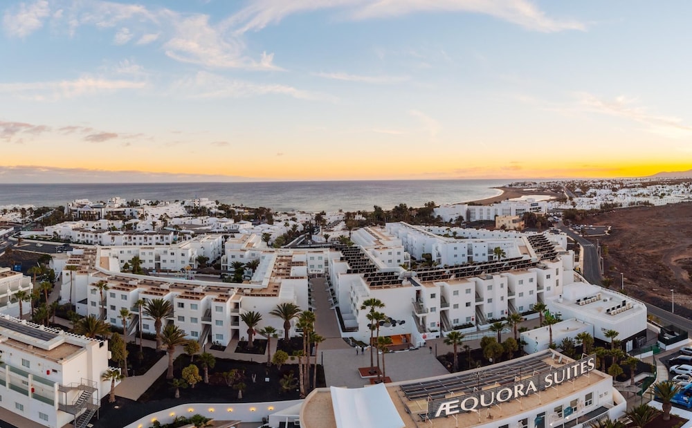 Aequora Lanzarote Suites — Hotel building in Puerto del Carmen, Canary Islands