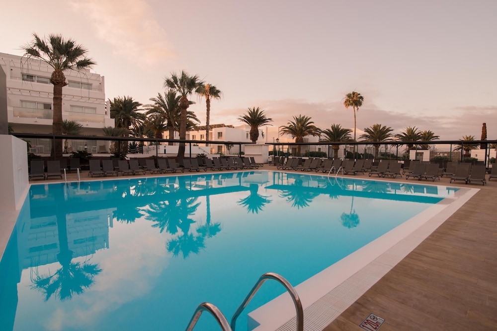 Aequora Lanzarote Suites — Swimming pool in Puerto del Carmen, Canary Islands