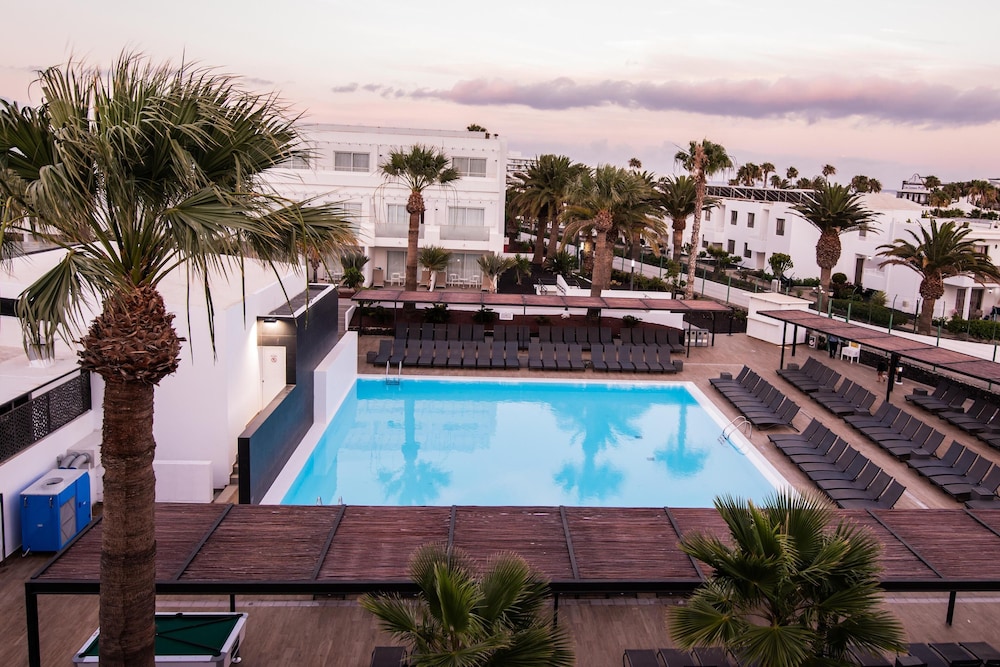 Aequora Lanzarote Suites — Swimming pool in Puerto del Carmen, Canary Islands