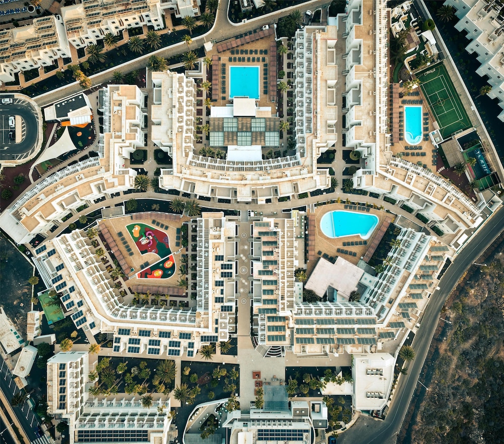 Aequora Lanzarote Suites — Hotel building in Puerto del Carmen, Canary Islands