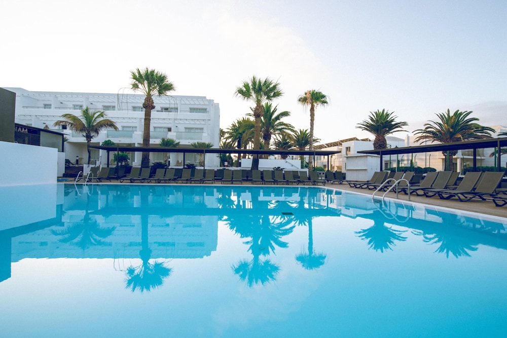 Aequora Lanzarote Suites — Swimming pool in Puerto del Carmen, Canary Islands